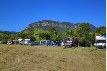 Camping Le Montéglin